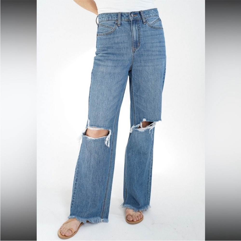 Carly Jean Los Angeles Malibu Jeans